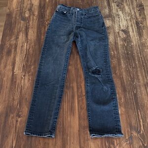 Stylish Black Distressed Women’s Jeans